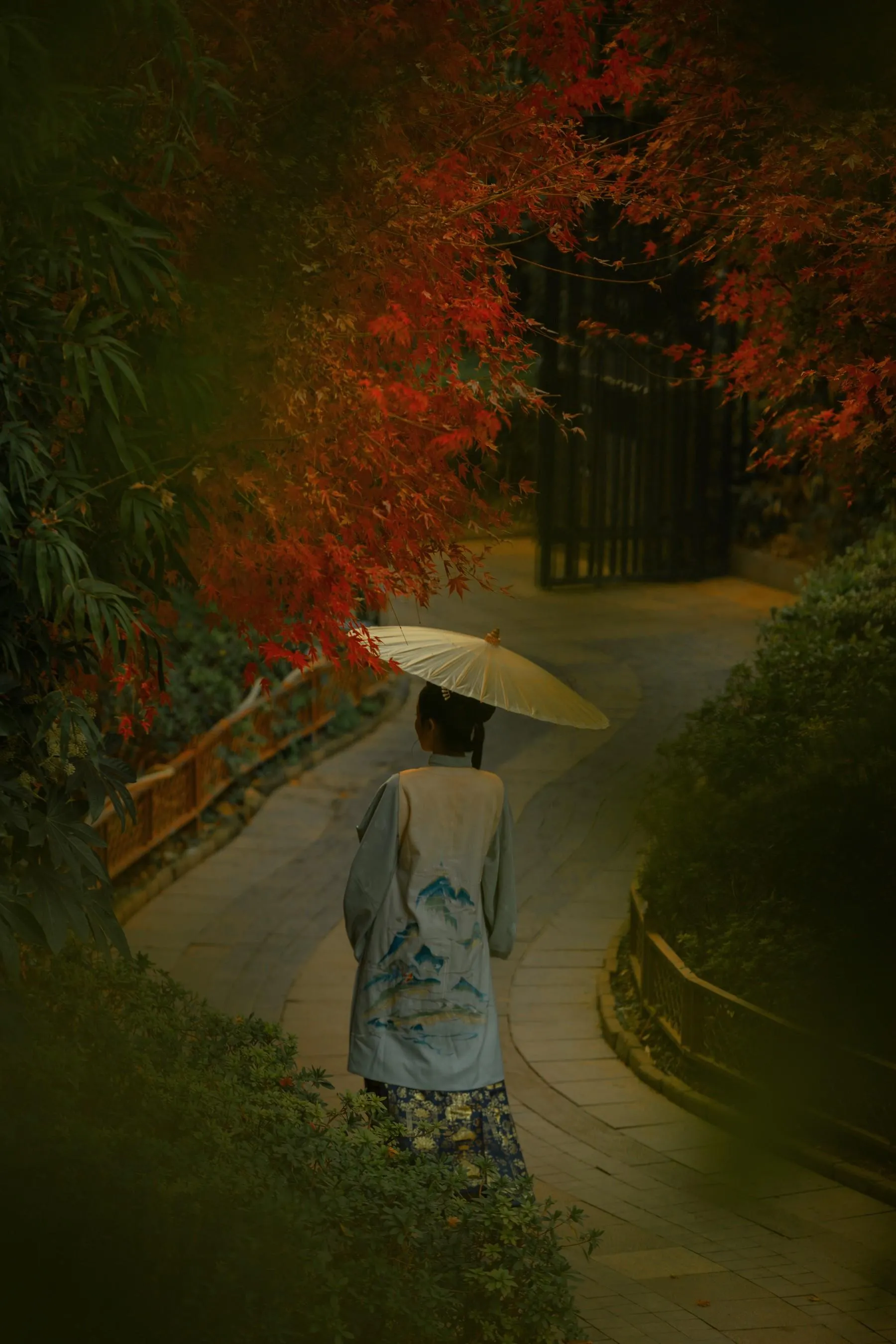 [YITUYU艺图语]2022.08.28 春雨杏花急急落 日落欣橙 [27P]插图5